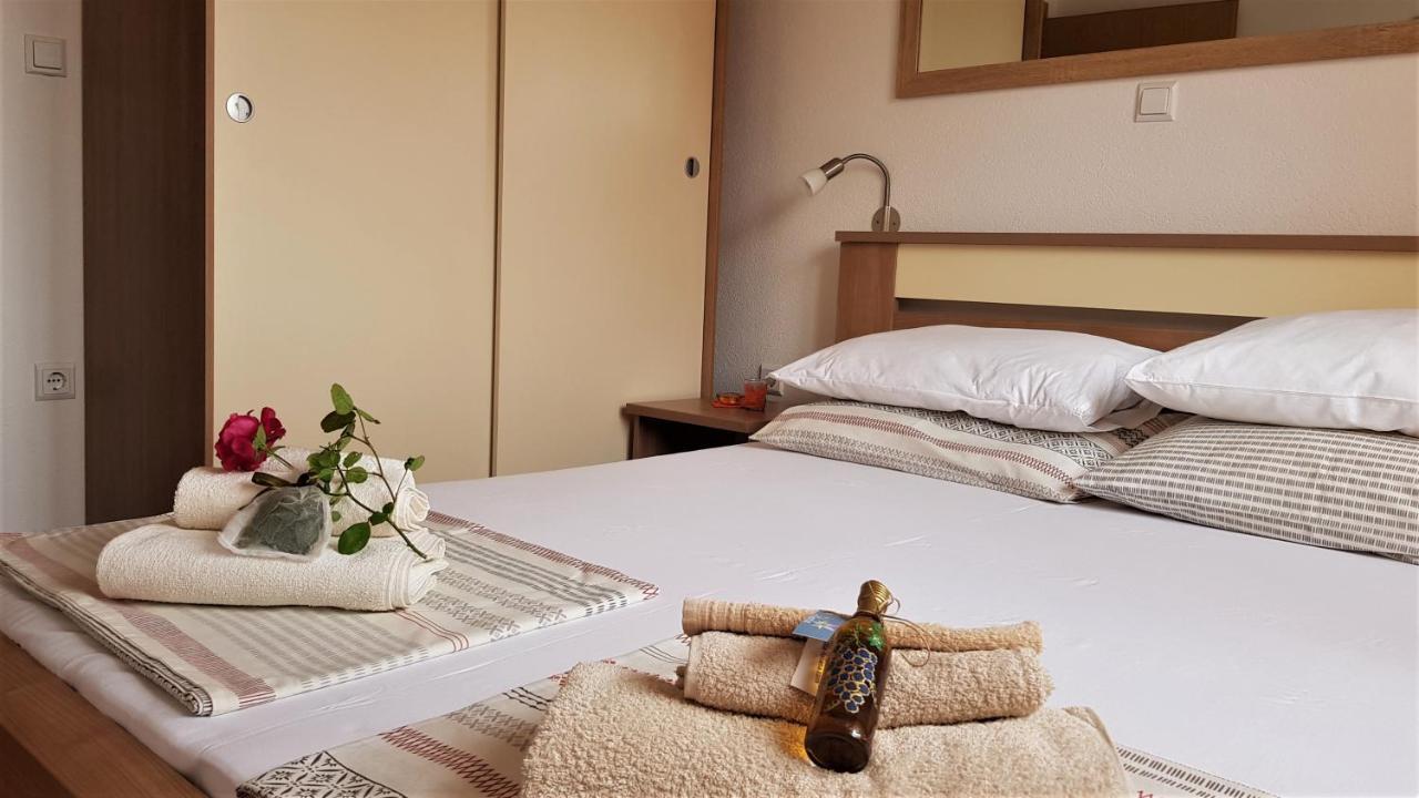 Apartmani Villa Lilliana Трибунь Экстерьер фото
