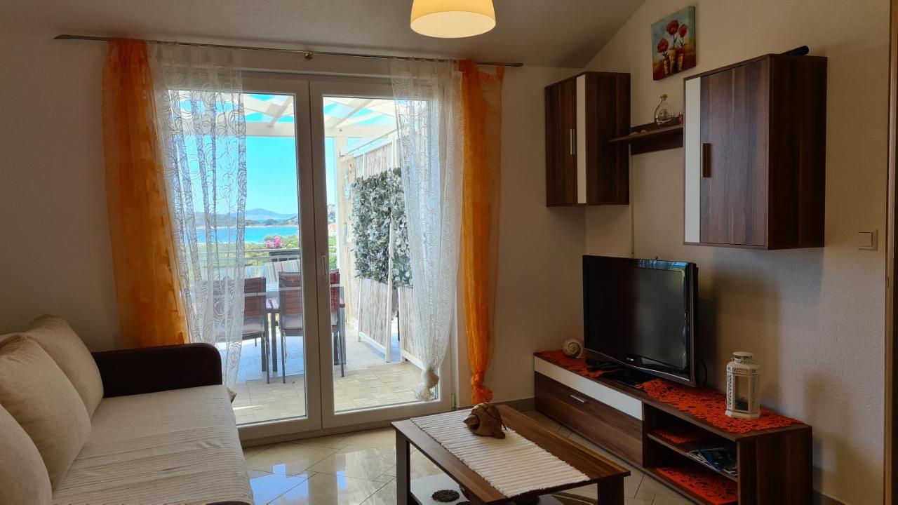 Apartmani Villa Lilliana Трибунь Экстерьер фото